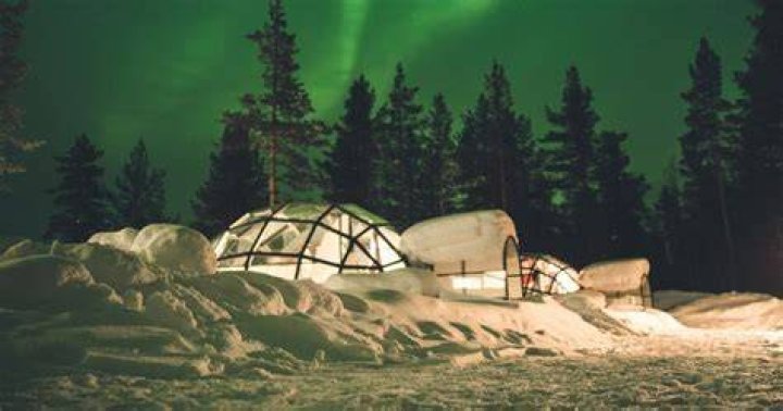 Are there glass igloos in Alaska?