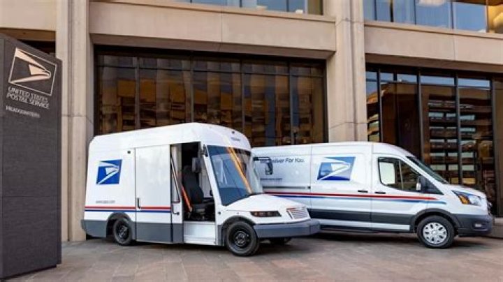 Does USPS deliver to military bases?
