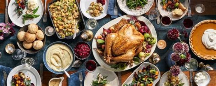 How do you transport Thanksgiving dinner?