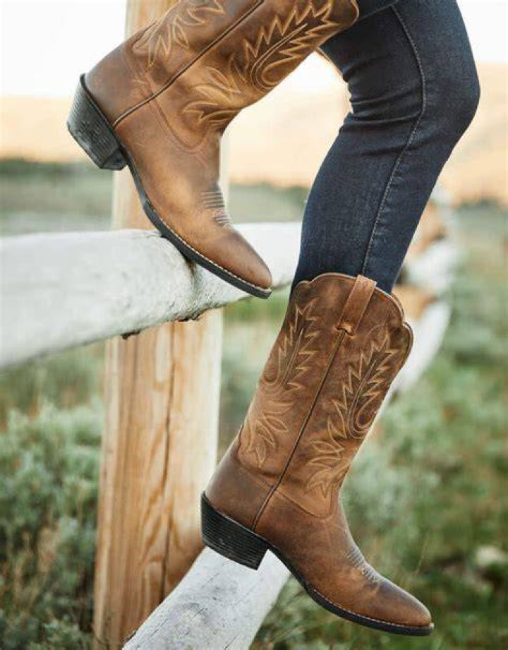 What are the best boots for barrel racing?