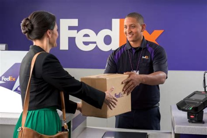 What is the heaviest package FedEx will ship?