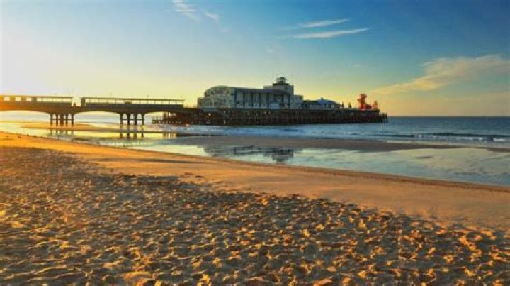 When did Bournemouth change from Hampshire to Dorset?
