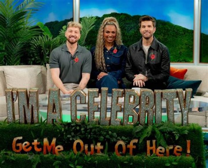 Who was in the first Im A Celebrity Get Me Out Of Here?